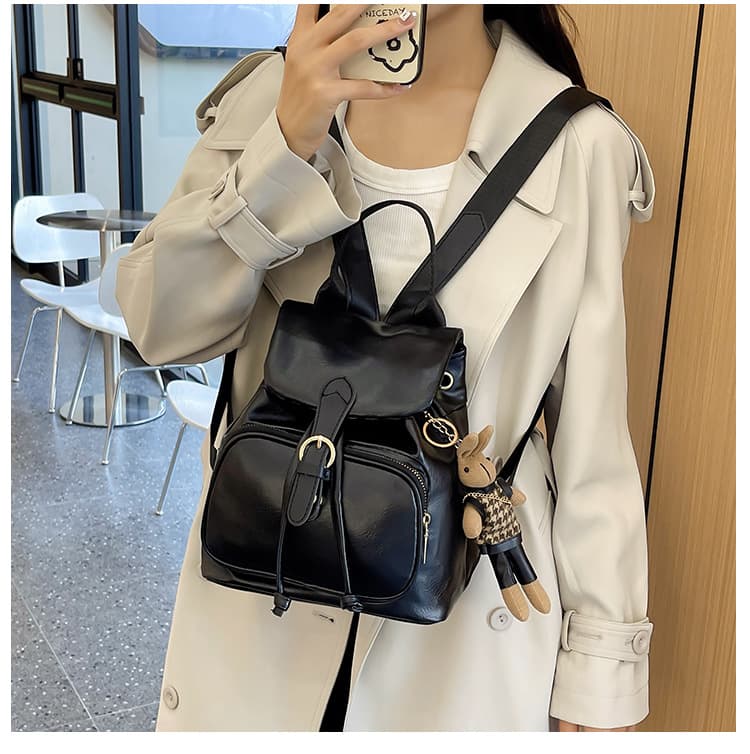 バックパック 上質レザー風ミニバックパック