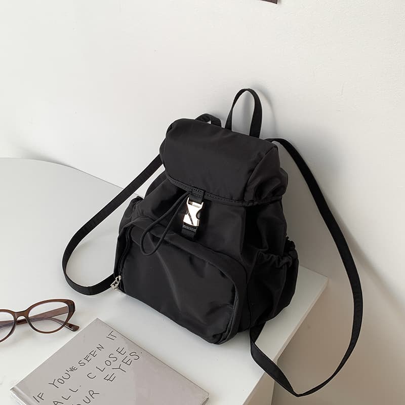 バックパック ミニマル巾着式通学リュック