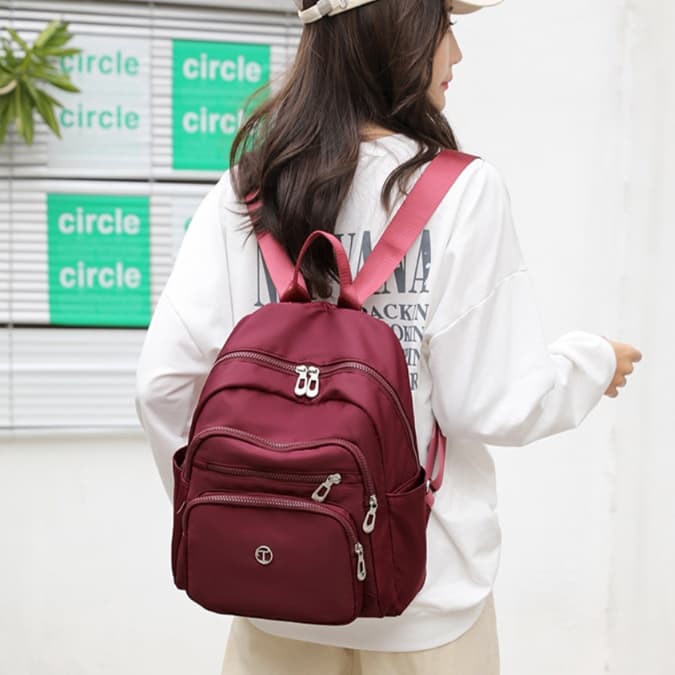 バックパック 旅行 機能的な多収納ポケット付きリュック