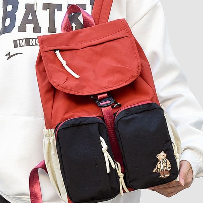 バックパック ポケット豊富な冒険リュック