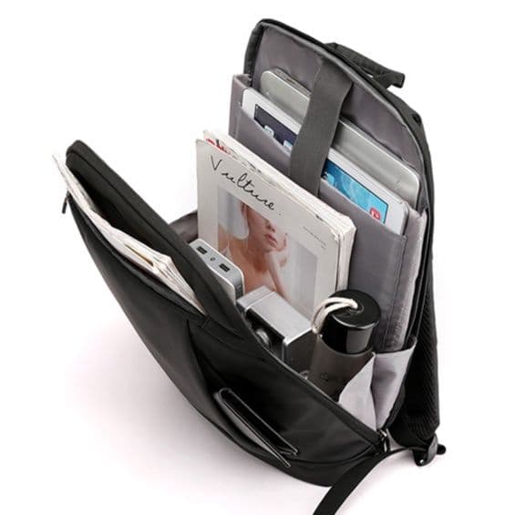 バックパック 洗練都会派スマート収納リュック