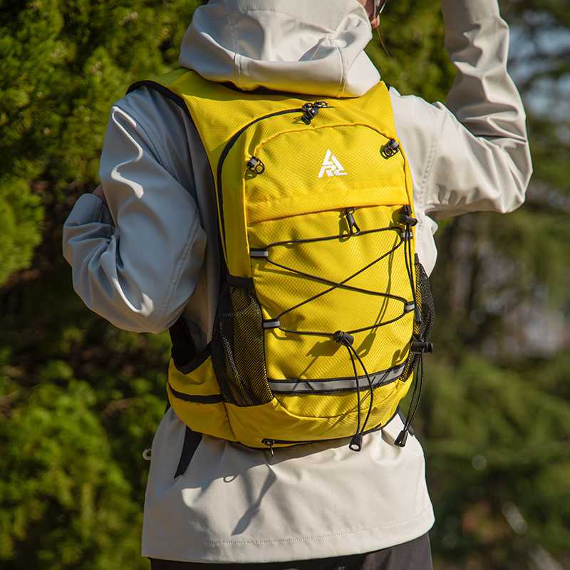 バックパック 高機能トレイルパック