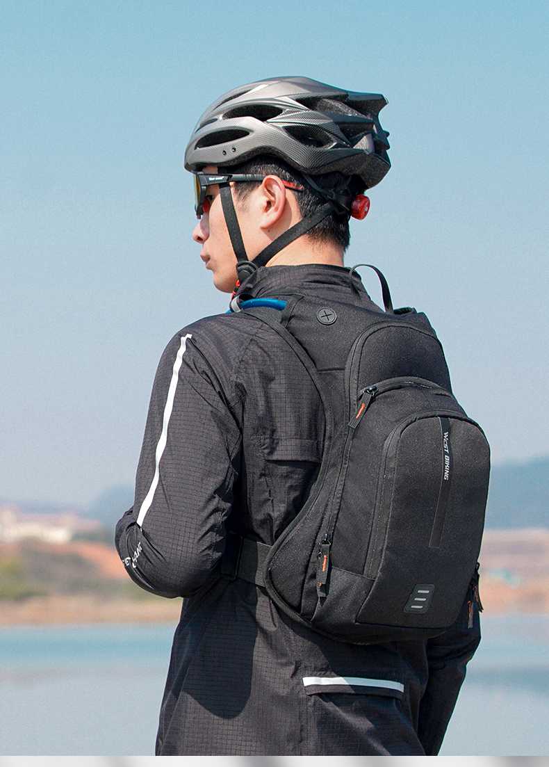 バックパック 軽量体感サイクリングリュック