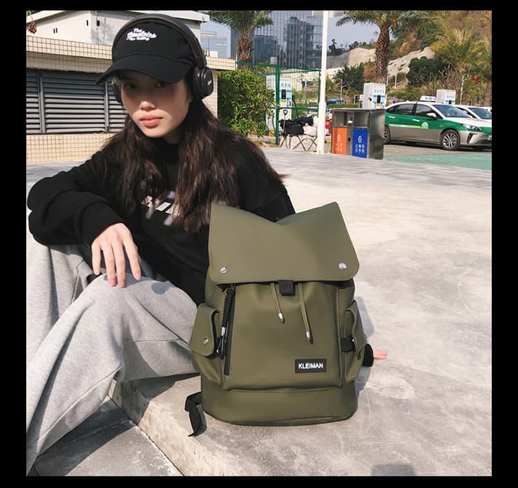 バックパック 都会派アウトドアリュック