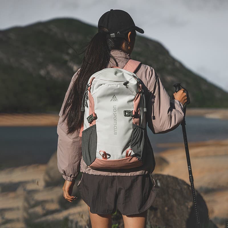 バックパック 登山 山岳軽量防水バック