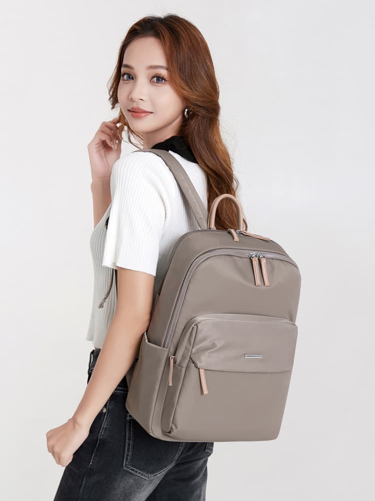 バックパック 洗練ミニマルリュック