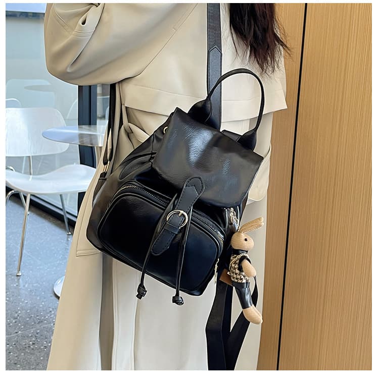 バックパック 上質レザー風ミニバックパック