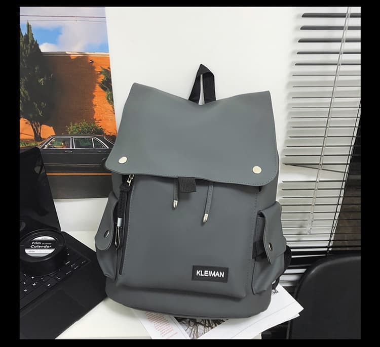 バックパック 都会派アウトドアリュック