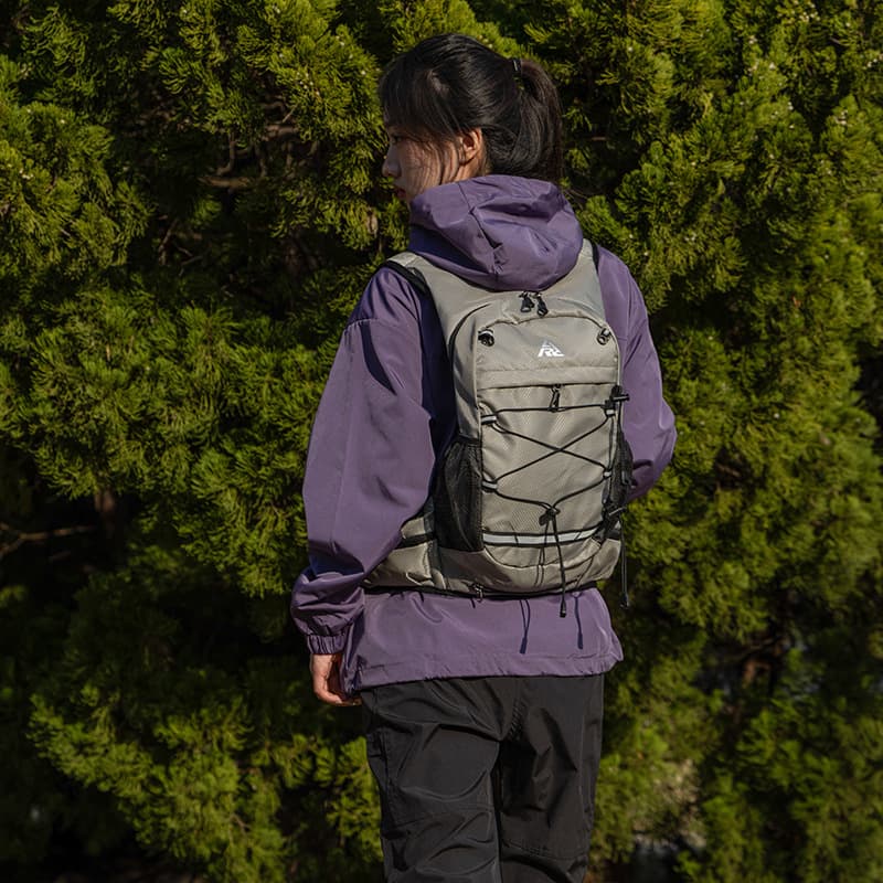 バックパック 高機能トレイルパック