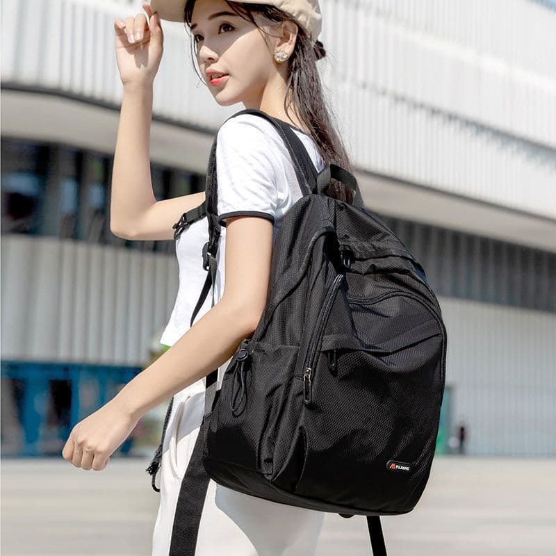 バックパック  登山 軽量多機能アウトドアリュック