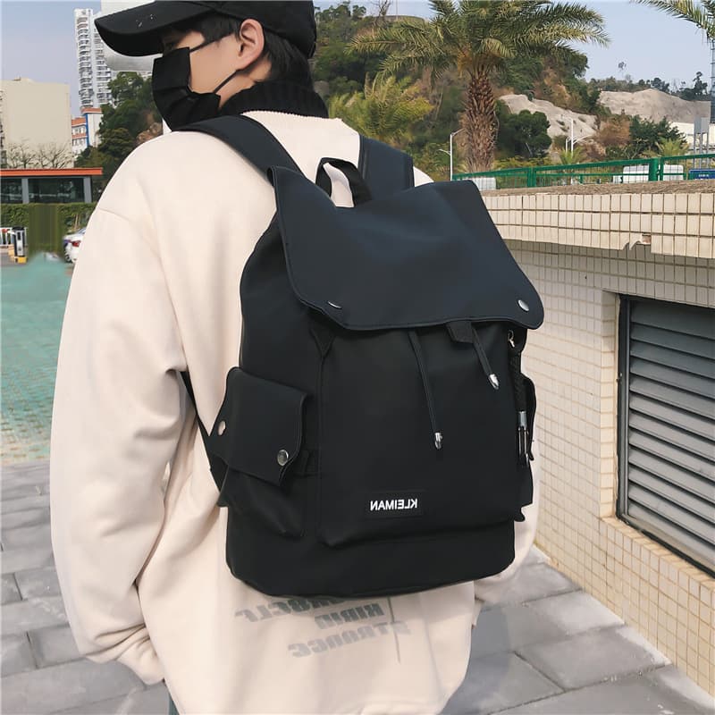 バックパック 都会派アウトドアリュック