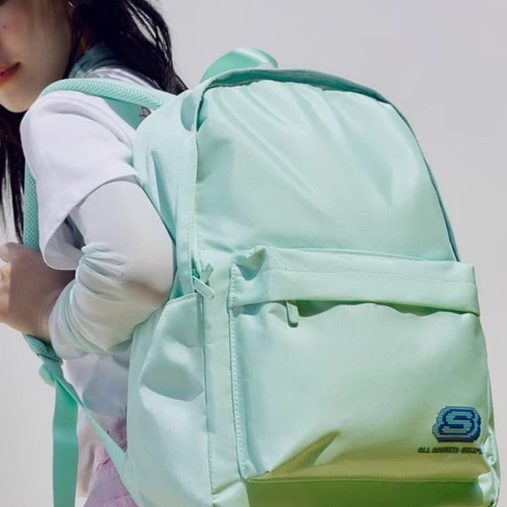 バックパック 通学 軽量シンプルデイパック