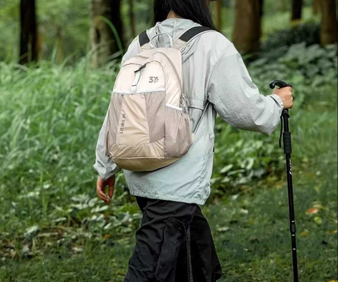 バックパック 登山 軽量ハイキングバック
