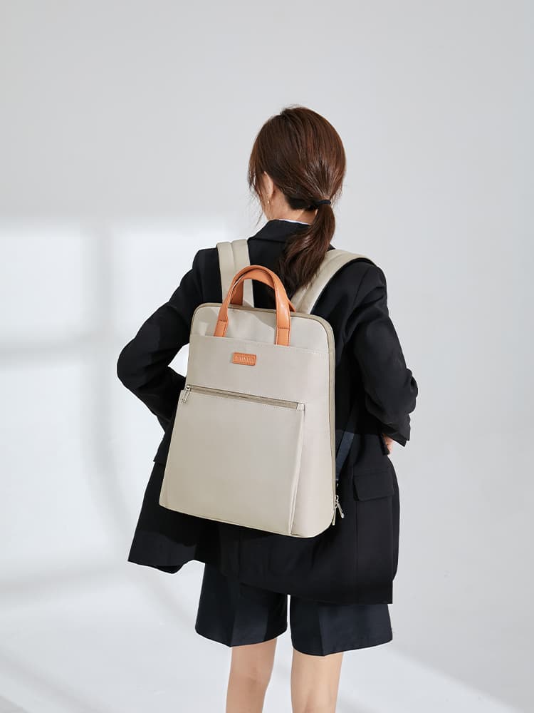 バックパック すっきり収納 通勤リュック