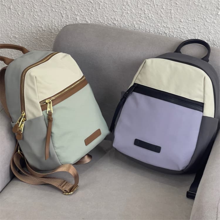 すっきり収納 通勤バックパック